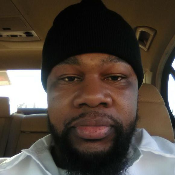 Meet your Posher, Kris - Picture 1 of 1